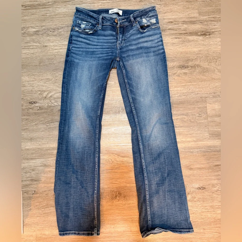 BKE Women's Blue Straight-Leg Jeans - Picture 1 of 5